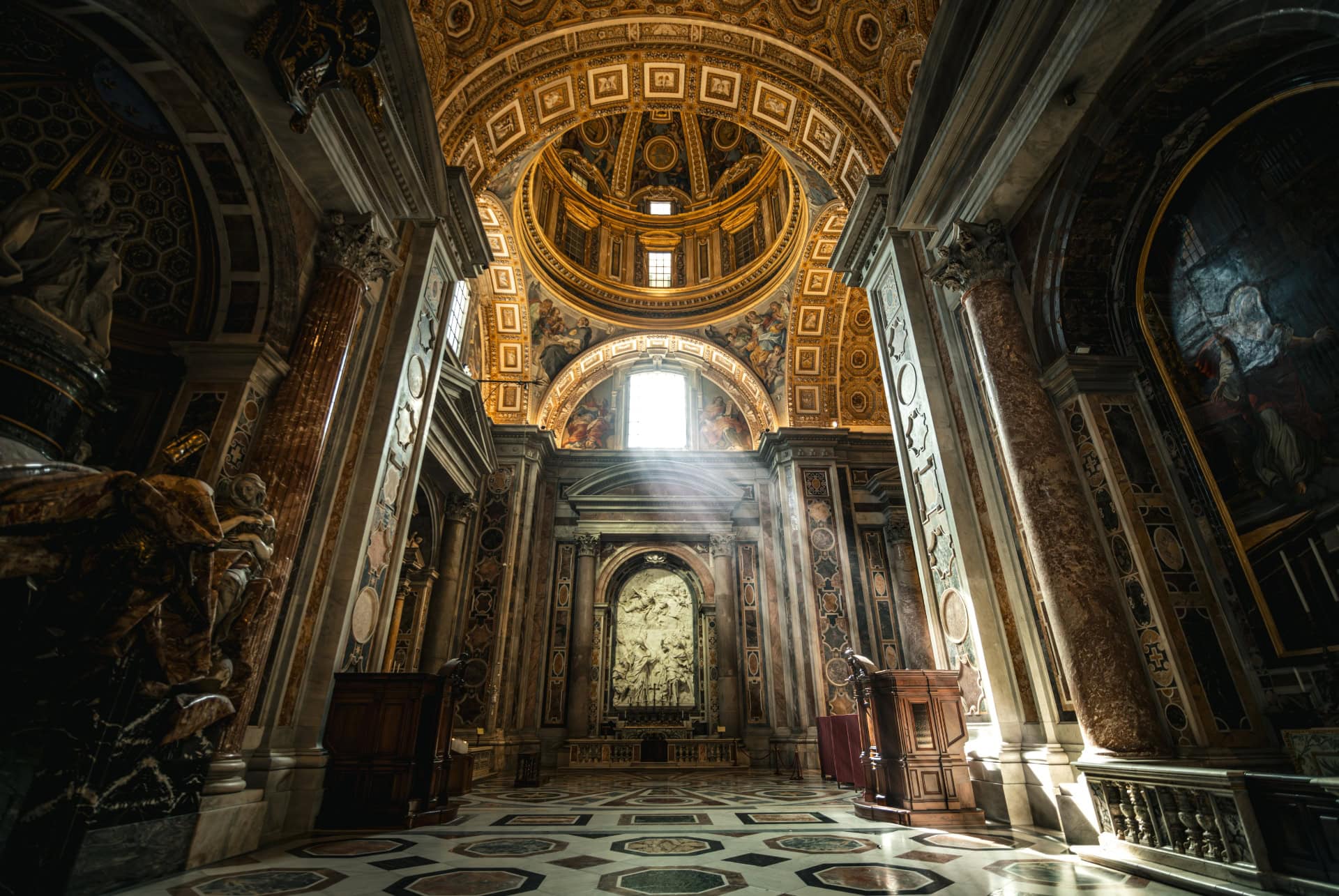 interieur basilique saint pierre
