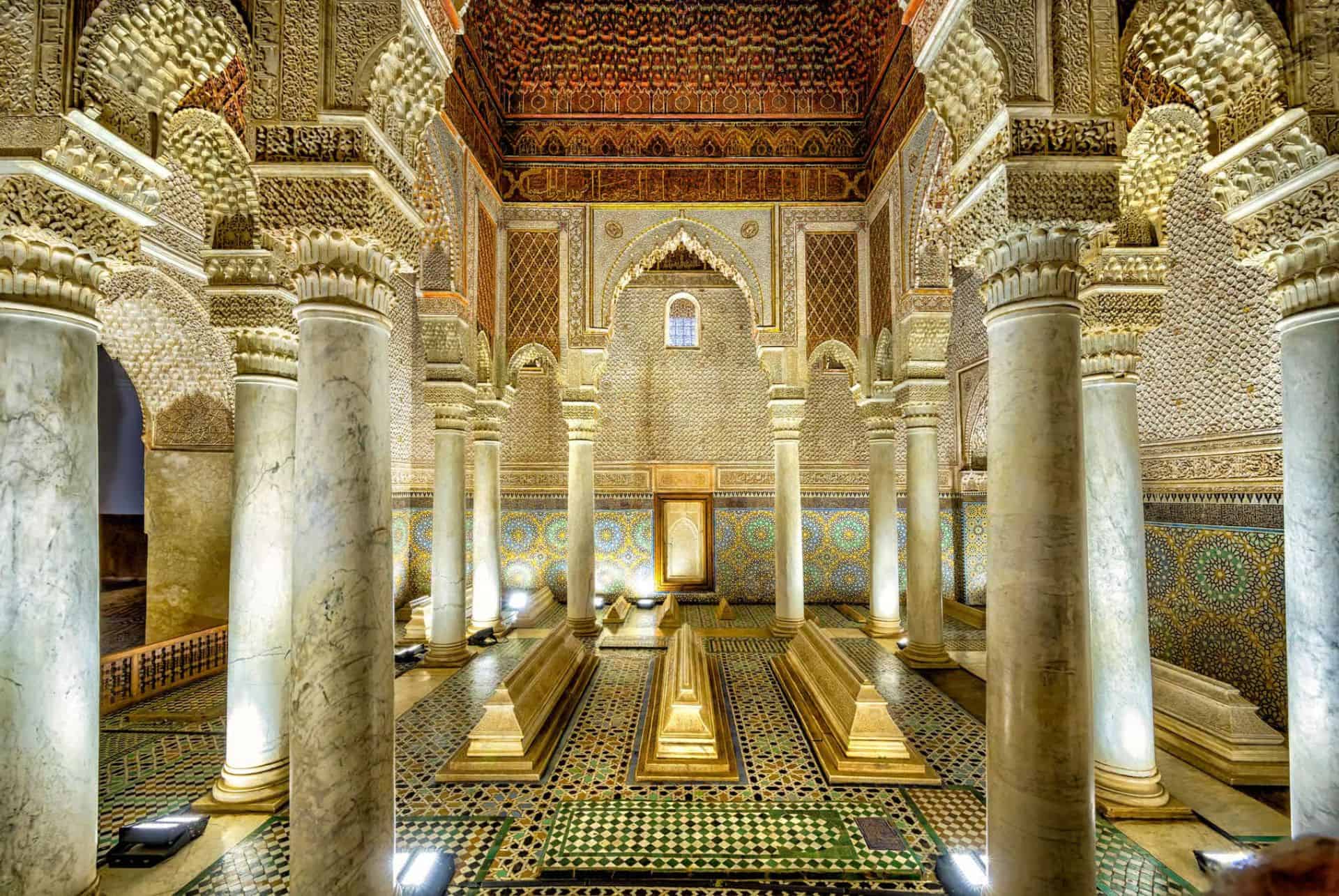visiter les tombeaux saadiens a marrakech