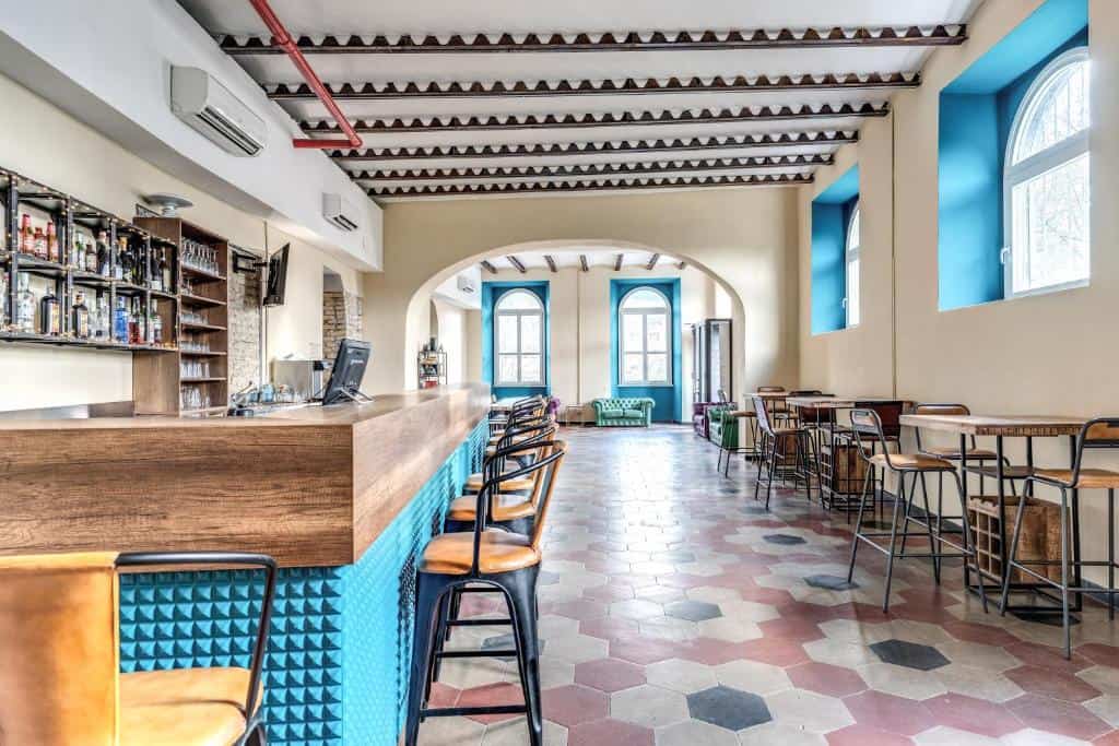 borgo ripa urban travel